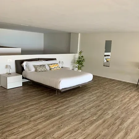 Apartament Panorama Loft Stresa