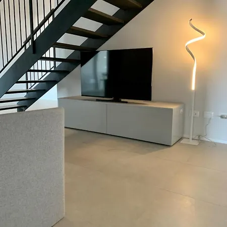 Panorama Loft Apartment *